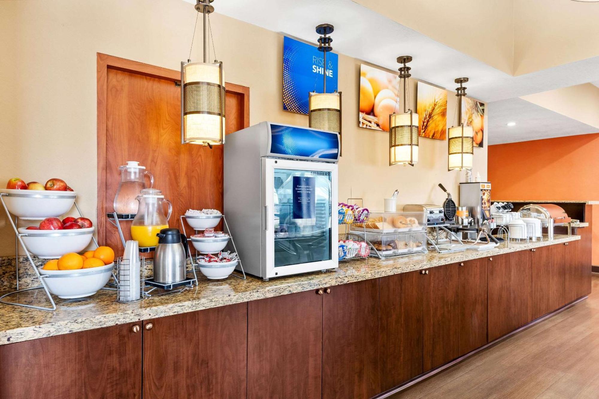 Comfort Suites Clovis Exteriér fotografie