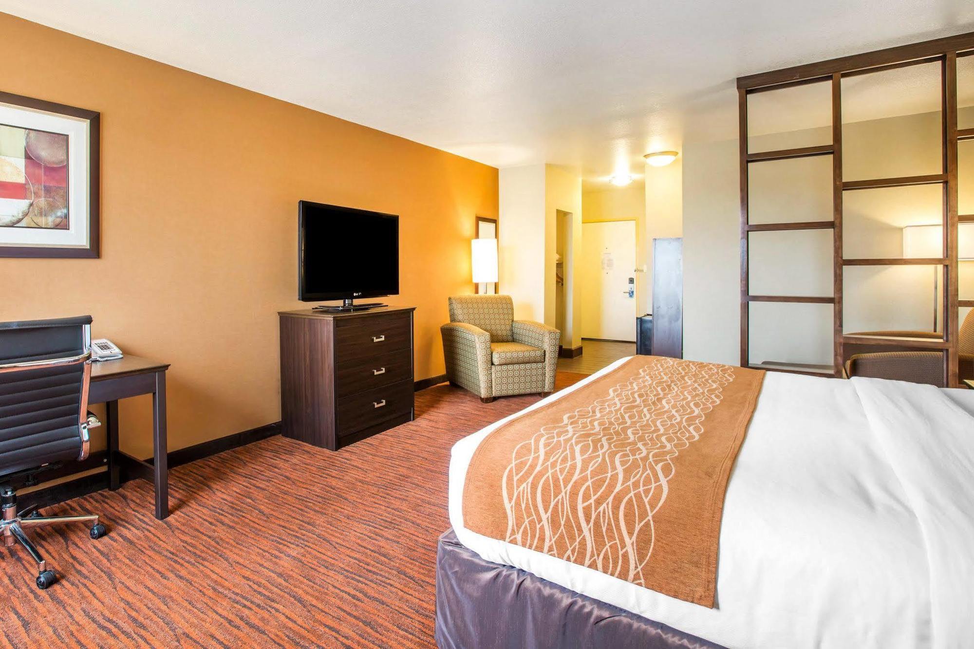 Comfort Suites Clovis Exteriér fotografie